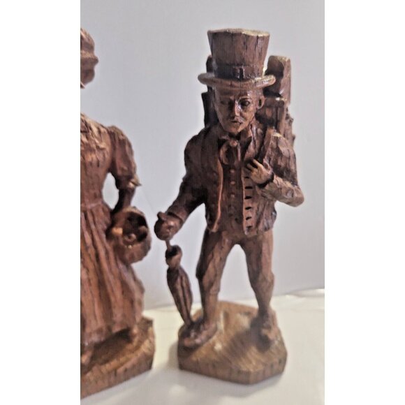 Gorgeous Vintage Wood Carvings Clock Seller & Flower Lady signed ADN - Picture 3 of 16